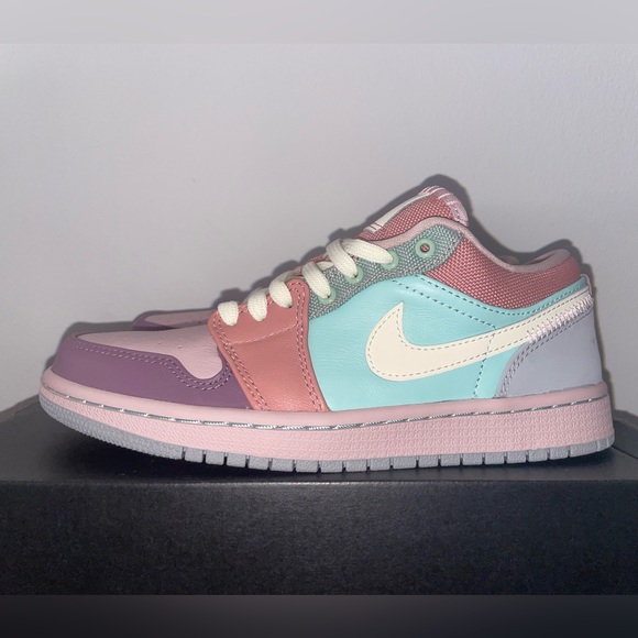 Air Jordan Low SE “Easter Pastel”
